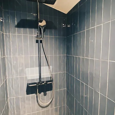 Avec Piscine A Carnon A 20m De La Ideale Pour 8 A 10 Personnes 빌라 *
