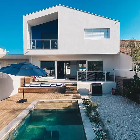 Villa Avec Piscine A Carnon A 20m De La Ideale Pour 8 A 10 Personnes Mauguio
