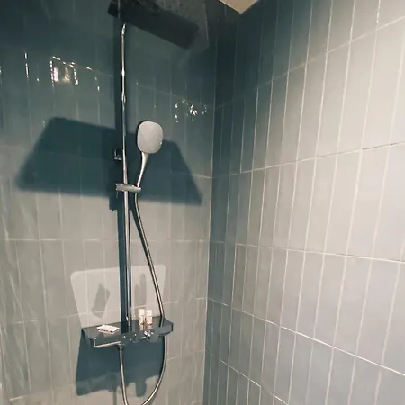 빌라 Avec Piscine A Carnon A 20m De La Ideale Pour 8 A 10 Personnes *
