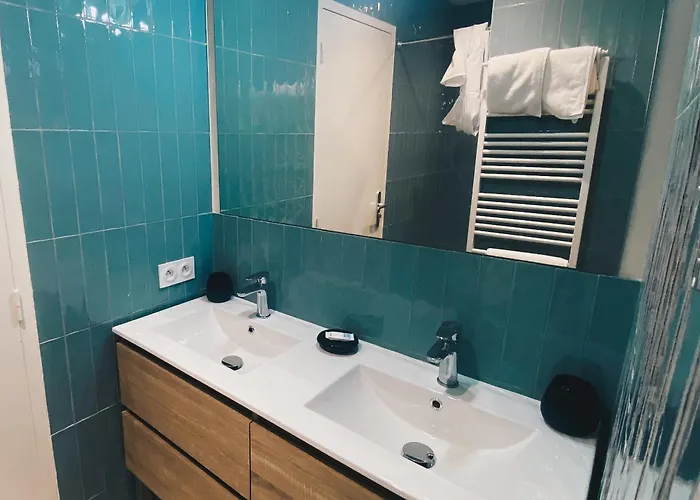 Villa Avec Piscine A Carnon A 20m De La Ideale Pour 8 A 10 Personnes Mauguio