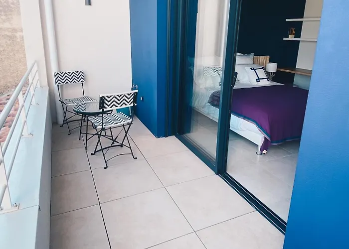 Villa Avec Piscine A Carnon A 20m De La Ideale Pour 8 A 10 Personnes