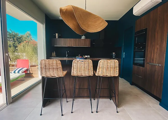 Villa Avec Piscine A Carnon A 20m De La Ideale Pour 8 A 10 Personnes Mauguio